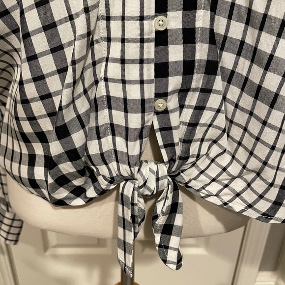 Express black and white checked top - Picture 2 of 4